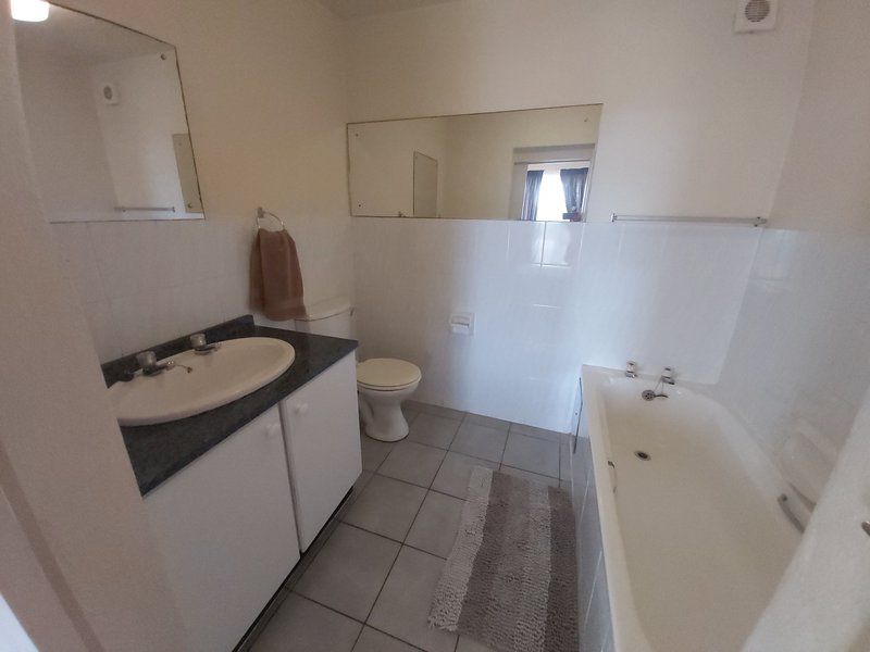 Laguna La Crete Unit E Beacon Rocks Margate Kwazulu Natal South Africa Unsaturated, Bathroom