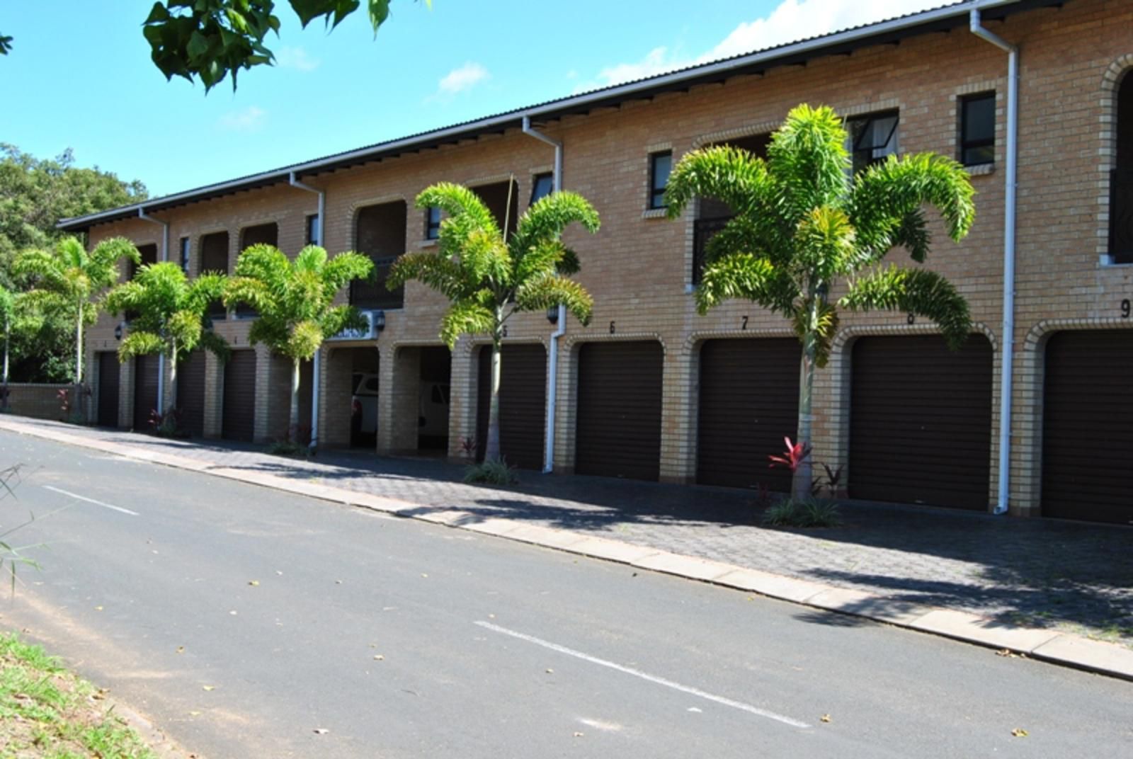 Lake St Lucia Villas St Lucia Kwazulu Natal South Africa House, Building, Architecture, Palm Tree, Plant, Nature, Wood