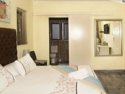 Double Room with Bathroom Room 1 @ Lakibba B&B