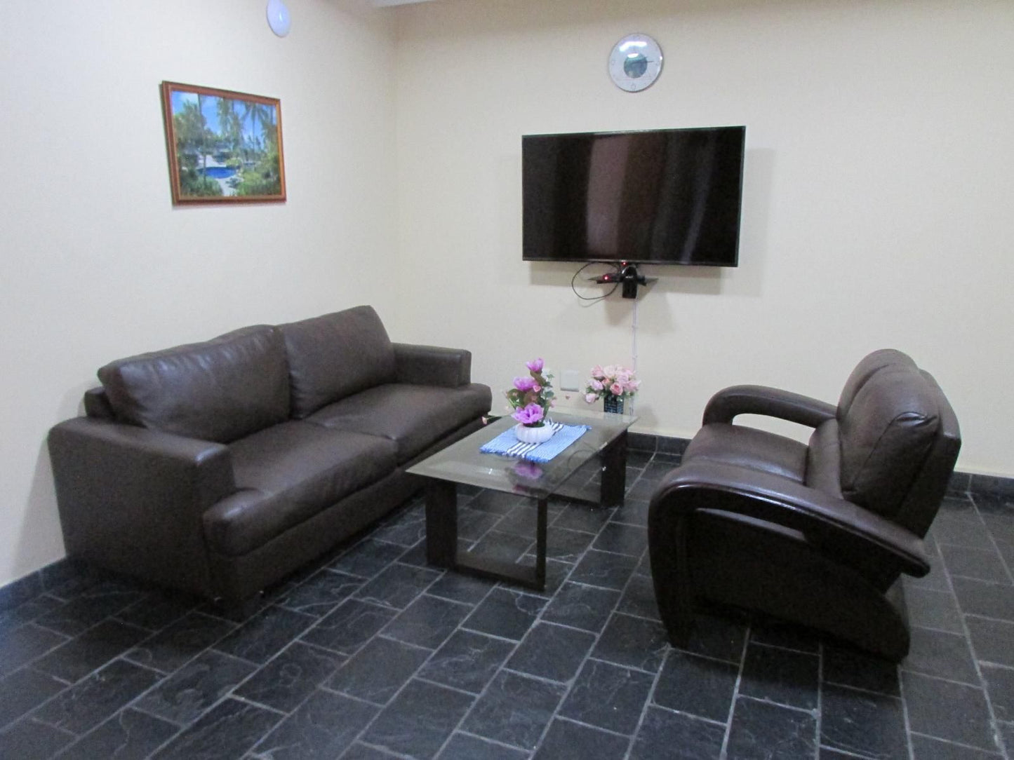 Lalamnandzi Apartments Sonheuwel Central Nelspruit Mpumalanga South Africa Unsaturated, Living Room