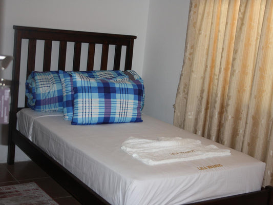 Single room @ Lalamnandzi1 Guesthouse