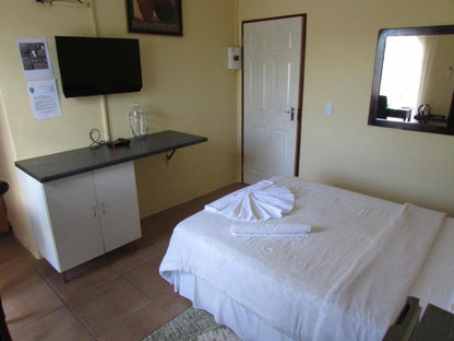 Standard Double room @ Lalamnandzi1 Guesthouse