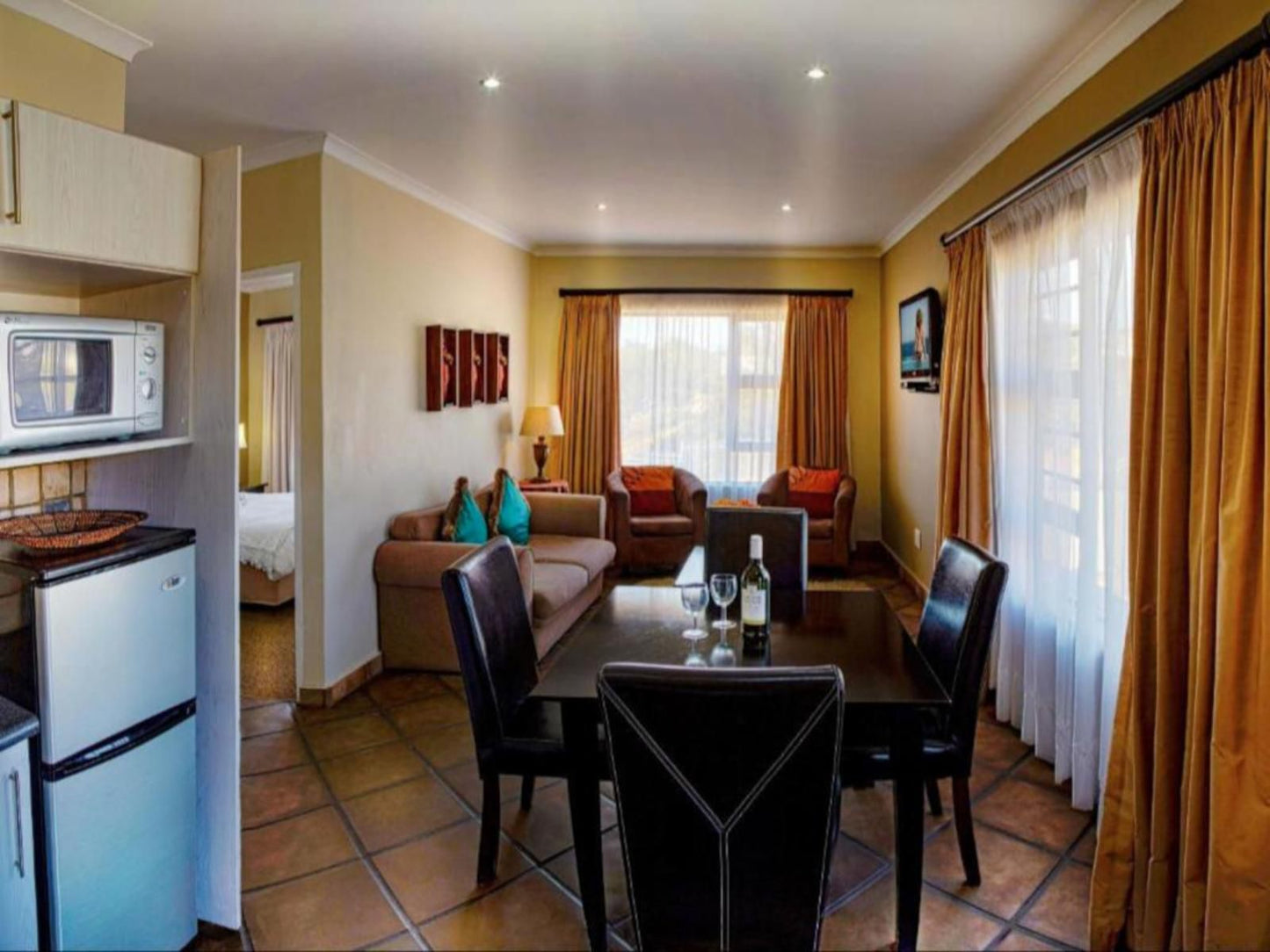 Lalapanzi Guest Lodge Humewood Port Elizabeth Eastern Cape South Africa 