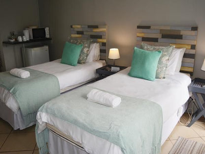 Lallapanzi Country Stay Ermelo Mpumalanga South Africa Unsaturated, Bedroom