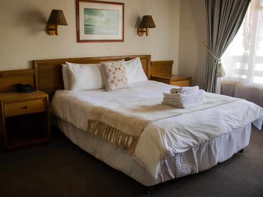 Sea Facing Double Room @ Lamberts Bay Hotel