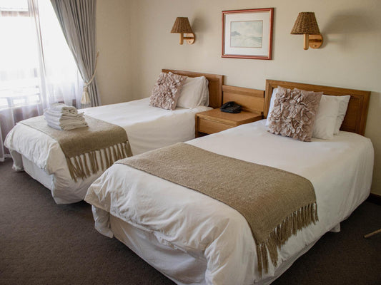 Sea Facing Twin Rooms @ Lamberts Bay Hotel