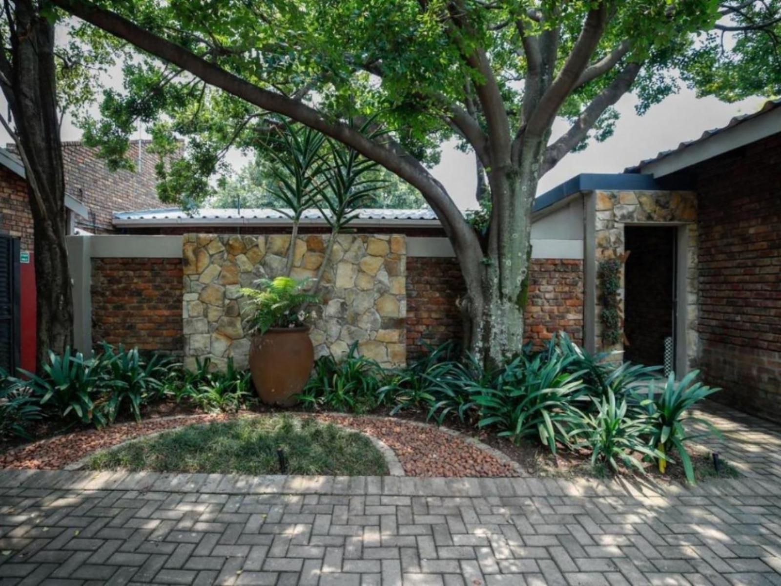 L Anda Guesthouse And Selfcatering Middelburg Mpumalanga Mpumalanga South Africa House, Building, Architecture, Brick Texture, Texture, Garden, Nature, Plant