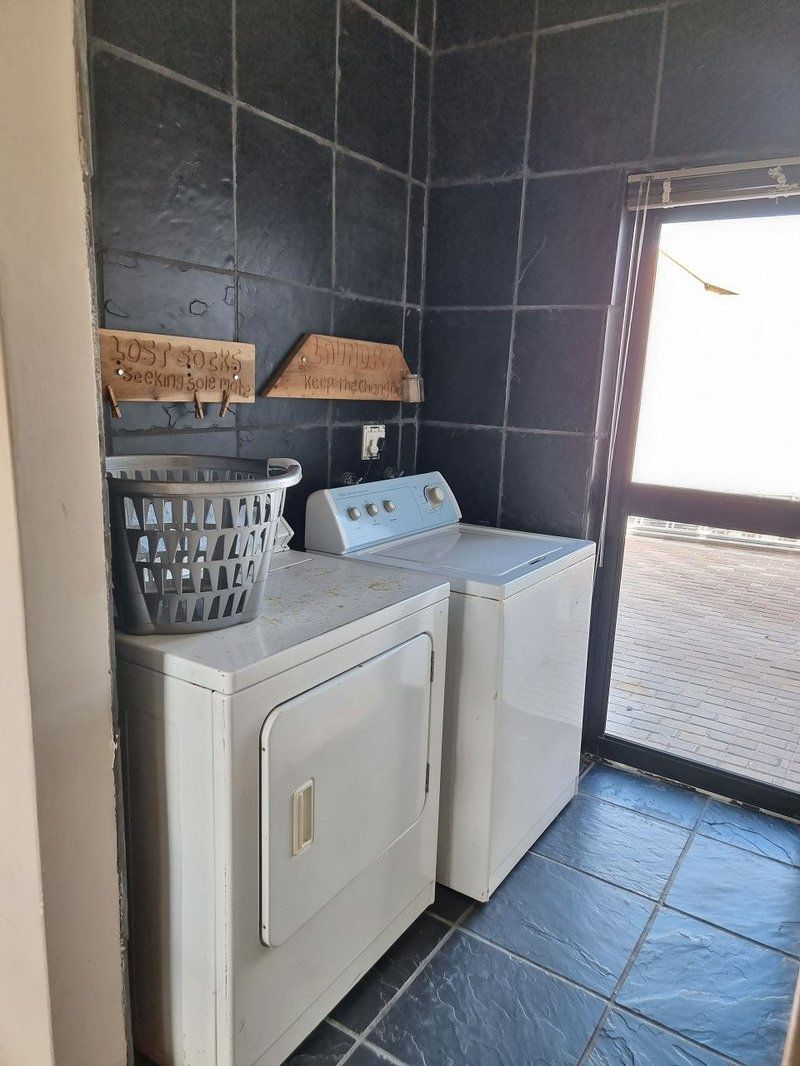 Langebaan Holiday House On Park Myburgh Park Langebaan Western Cape South Africa Bathroom