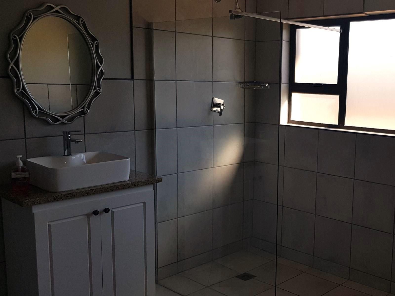 La Provence Accommodation De Aar Northern Cape South Africa Unsaturated, Bathroom