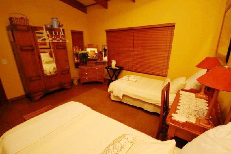 O Live Life Guest House La Rochelle Farm Drumblade De Deur Gauteng South Africa Colorful, Bedroom