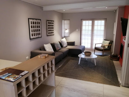 One-Bedroom Self-catering Suite @ Lauradale Accommodation