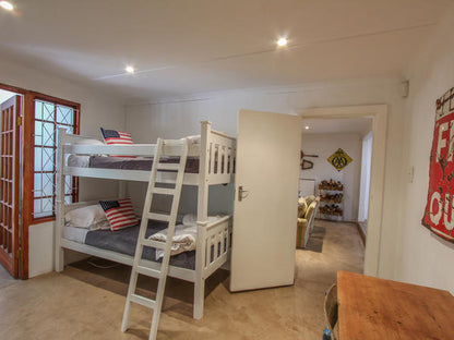 10 Sleeper Holiday Home @ Lavender Trout Guest Farm