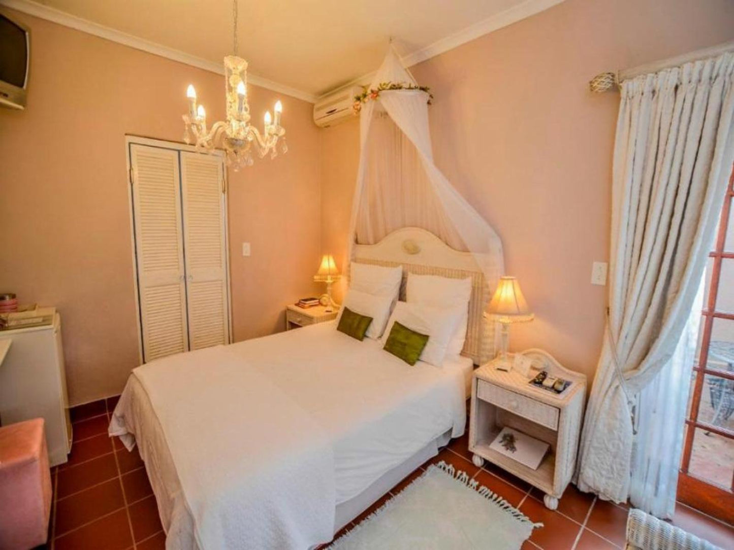 Deluxe Double Room 1 - Island @ Lavender Guest House