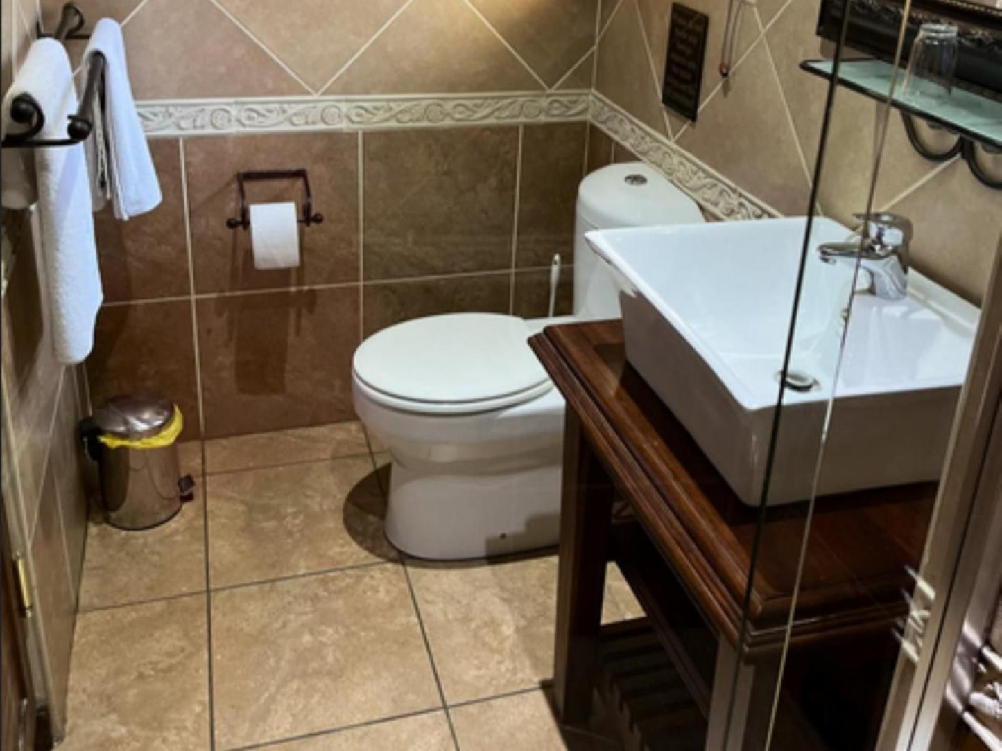 Le Cozmo Guest House Alberton Johannesburg Gauteng South Africa Bathroom
