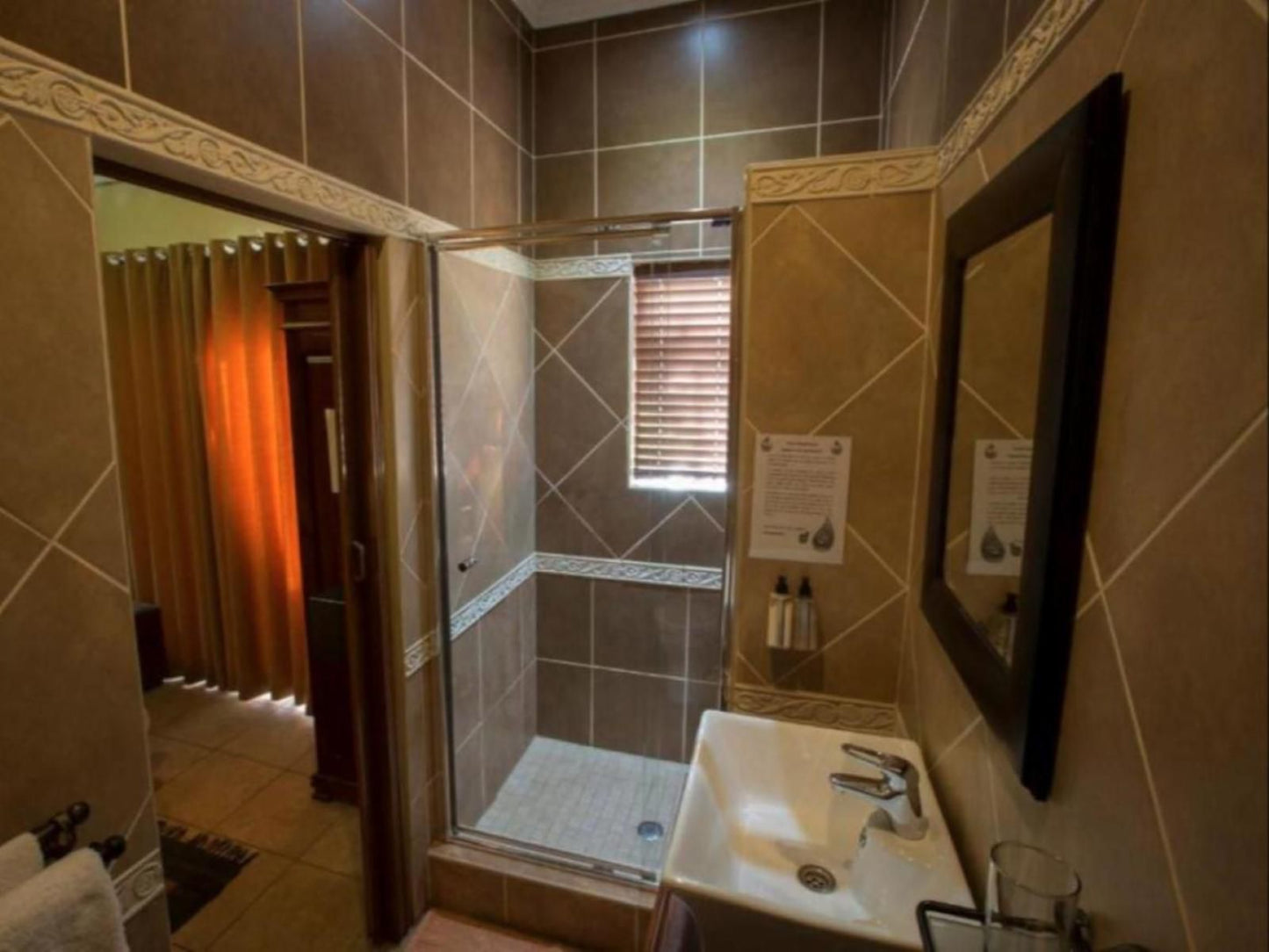 Le Cozmo Guest House Alberton Johannesburg Gauteng South Africa Bathroom