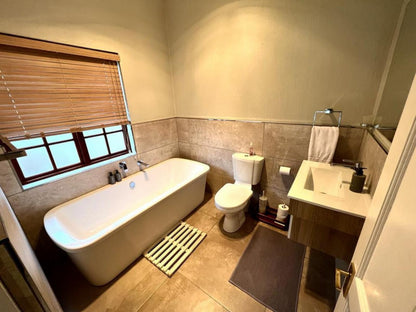 Oaklane Estate Le Rendezvous Dullstroom Mpumalanga South Africa Colorful, Bathroom