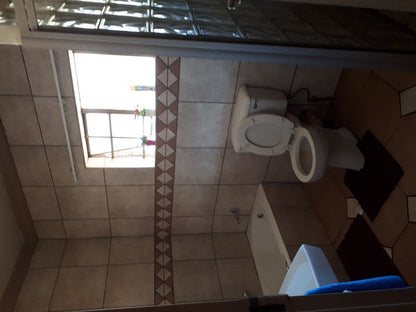 8 Soenie Avenue Self Catering Akasia Pretoria Tshwane Gauteng South Africa Bathroom