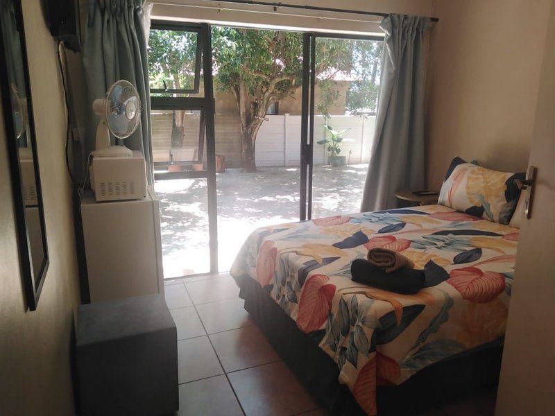 8 Soenie Avenue Self Catering Akasia Pretoria Tshwane Gauteng South Africa Palm Tree, Plant, Nature, Wood