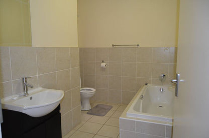 Leafy Apartments Cresta Blackheath Johannesburg Gauteng South Africa Bathroom