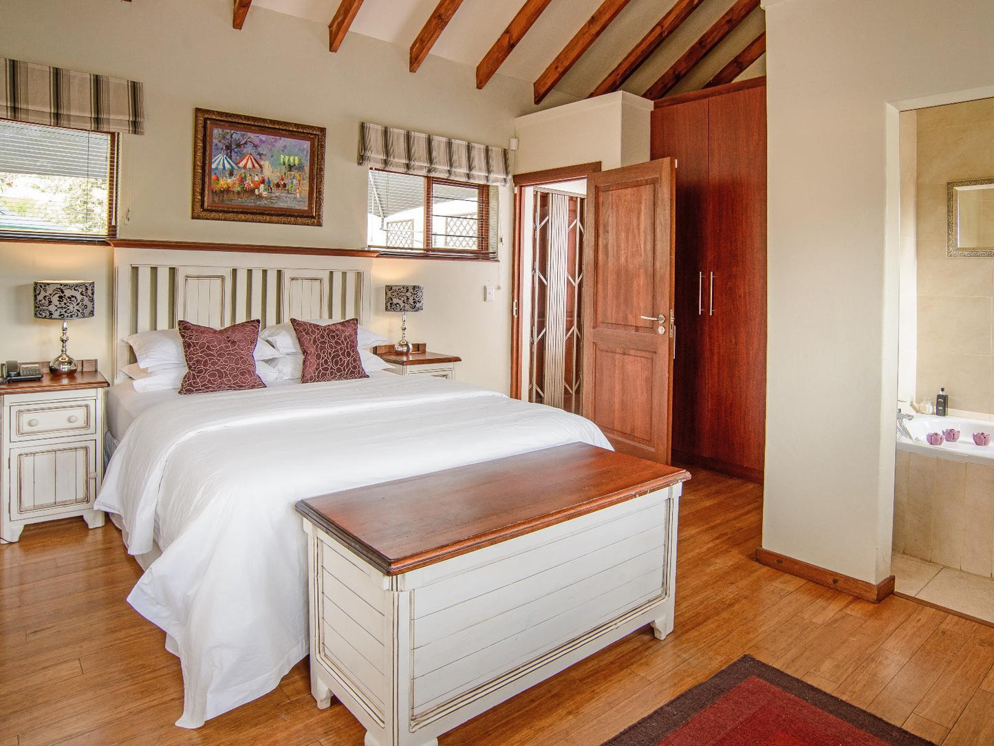 Luxury Rooms @ Leaves Lodge & Spa