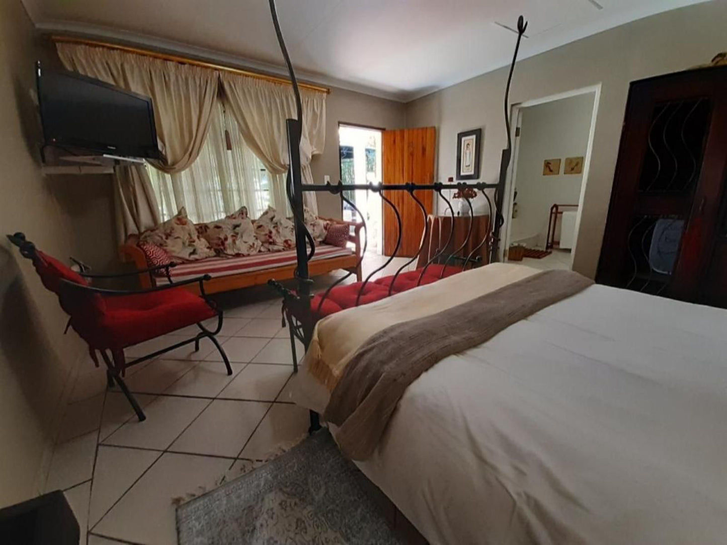 Le Chateau Guesthouse And Conference Centre Kempton Park Johannesburg Gauteng South Africa Bedroom