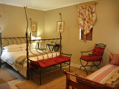 Honeymoon Suite @ Le Chateau Guesthouse & Conference Centre