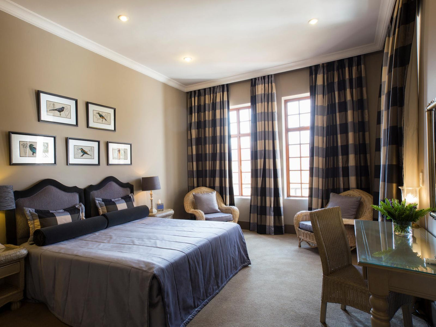 Boutique Suite 3 @ Leeuwenhof Country Lodge & Garden Spa