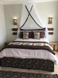 Deluxe African Theme Double @ Leika Airport Lodge