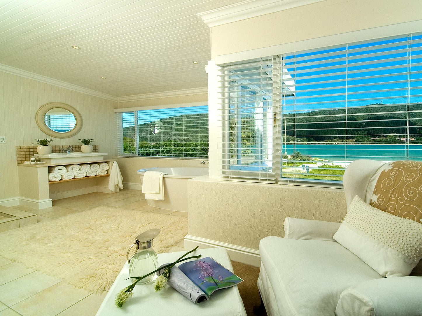 Deluxe Lagoon Facing Suites @ Leisure Isle Lodge