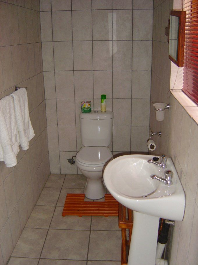 Lens B And B And Guesthouse Lakefield Johannesburg Gauteng South Africa Bathroom