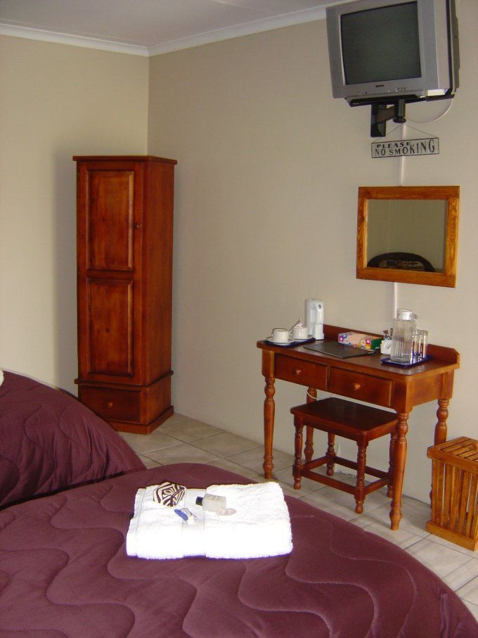 Lens B And B And Guesthouse Lakefield Johannesburg Gauteng South Africa 