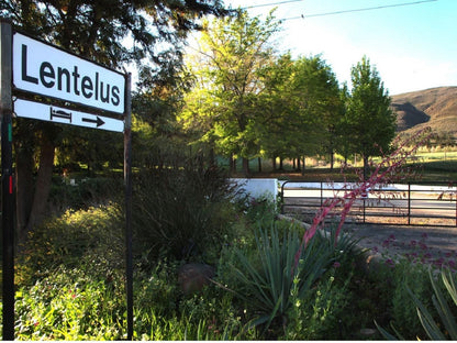 Lentelus Farmstay, Sign