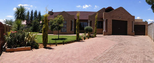 Lentha S Lodge Langenhoven Park Bloemfontein Free State South Africa Complementary Colors, House, Building, Architecture
