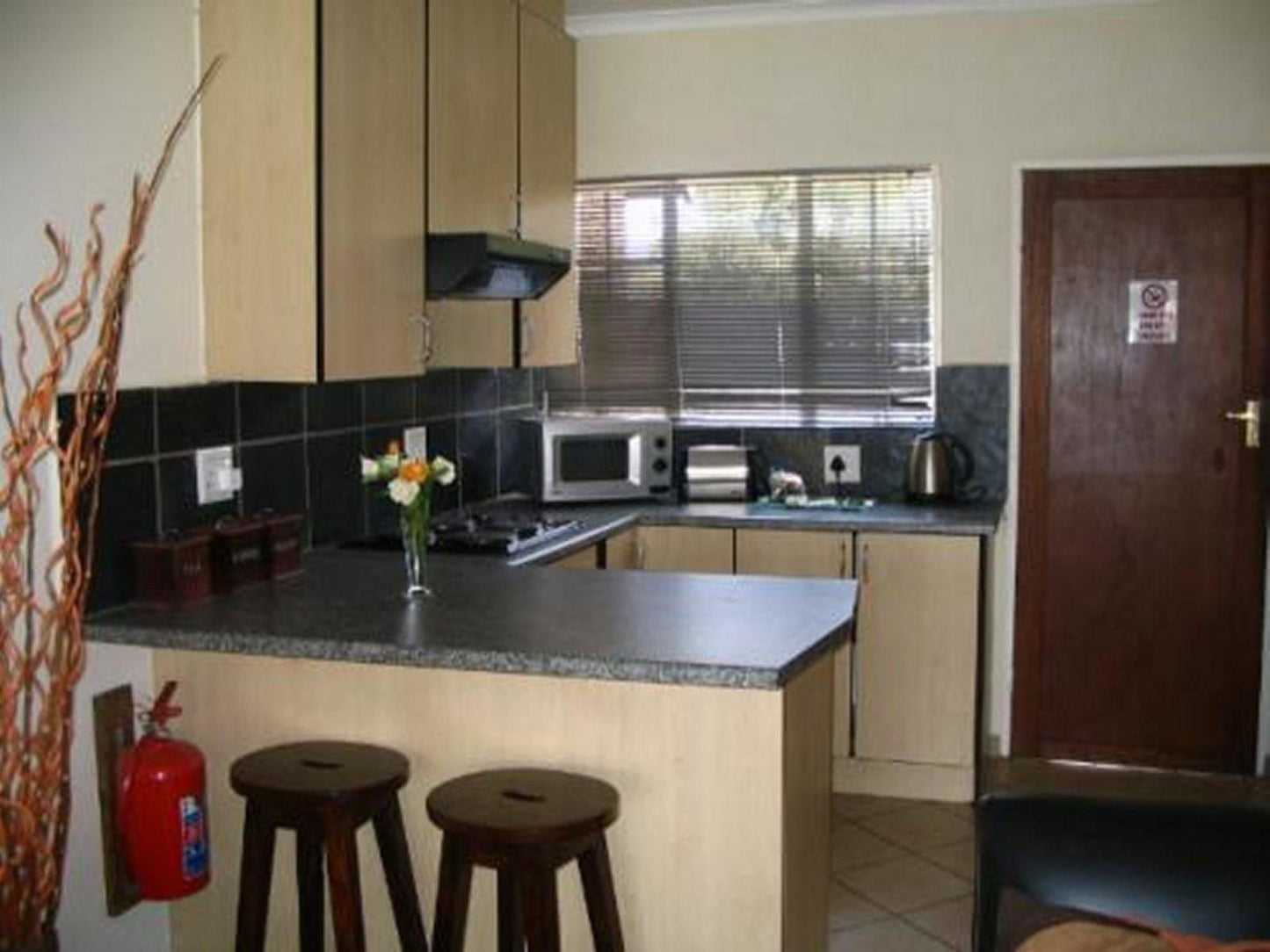 Artists Cottages At Le Quartier Dullstroom Dullstroom Mpumalanga South Africa Kitchen