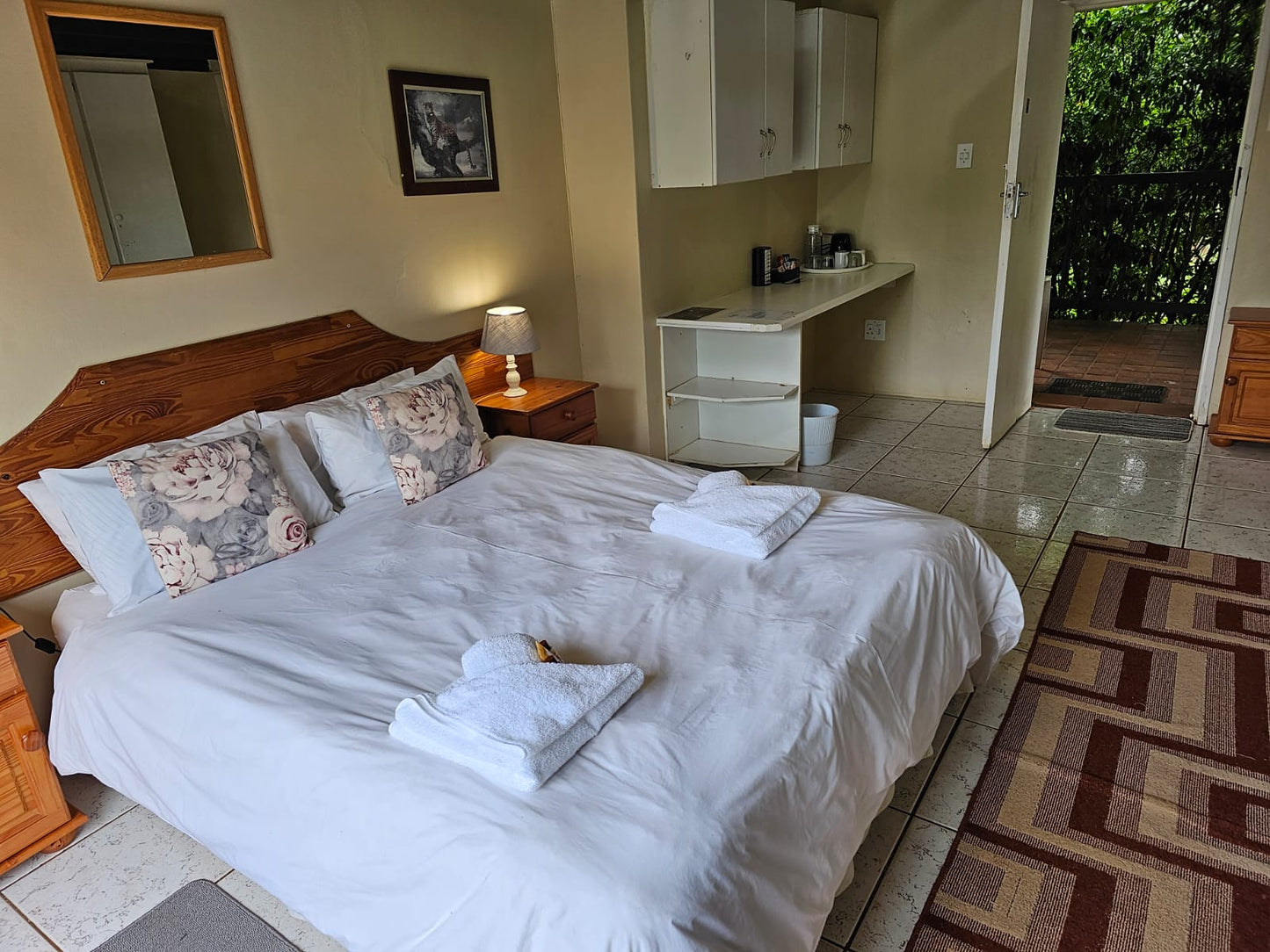 Standard Hotel Room 5 @ Leribisi Lodge & Conference Centre