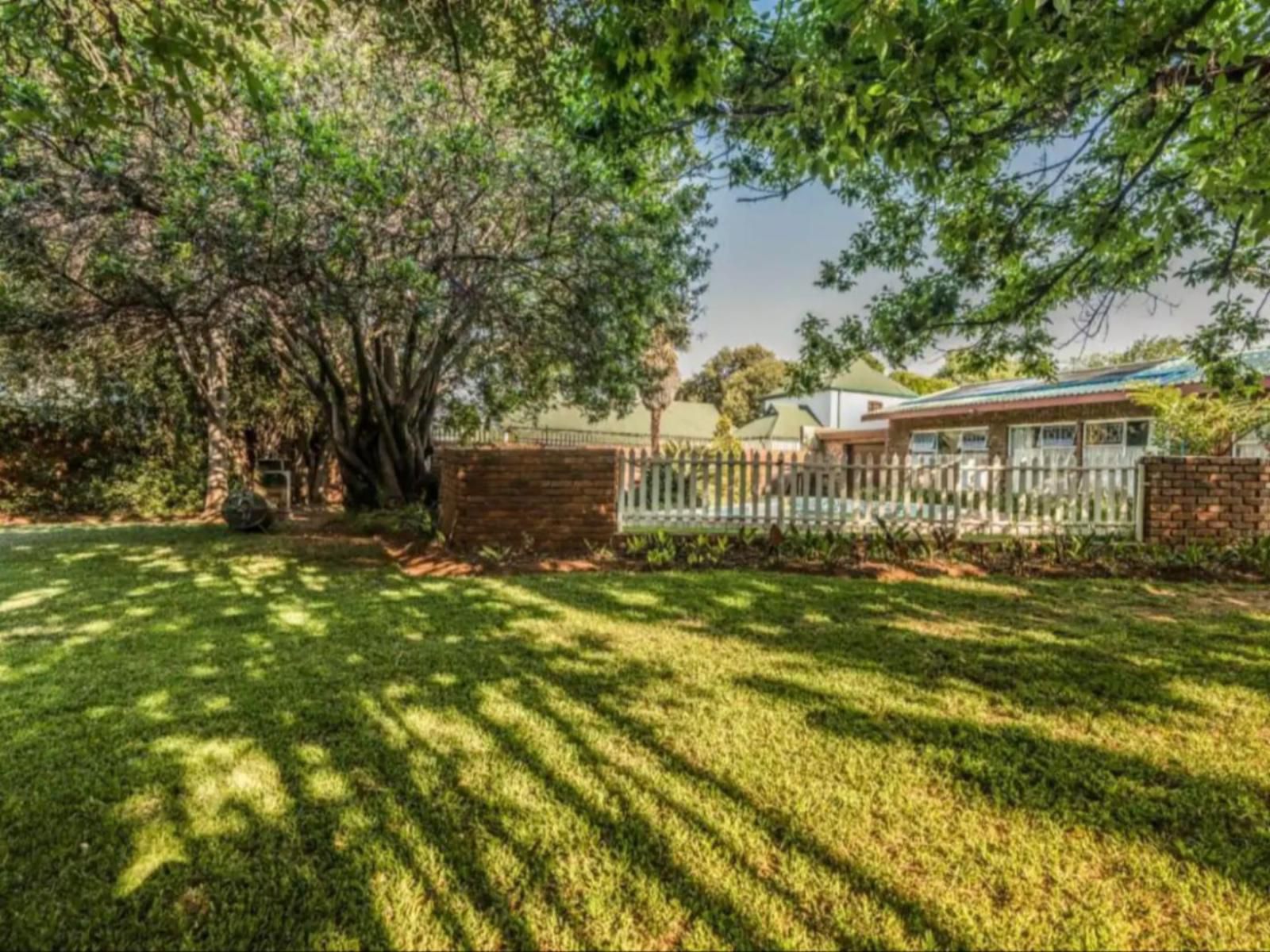 Lesedi Guesthouse Middleburg, House, Building, Architecture