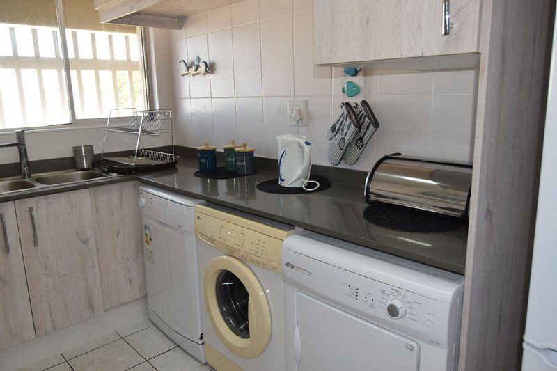 Libra Holiday Penthouse No 7 Manaba Beach Margate Kwazulu Natal South Africa Unsaturated, Kitchen