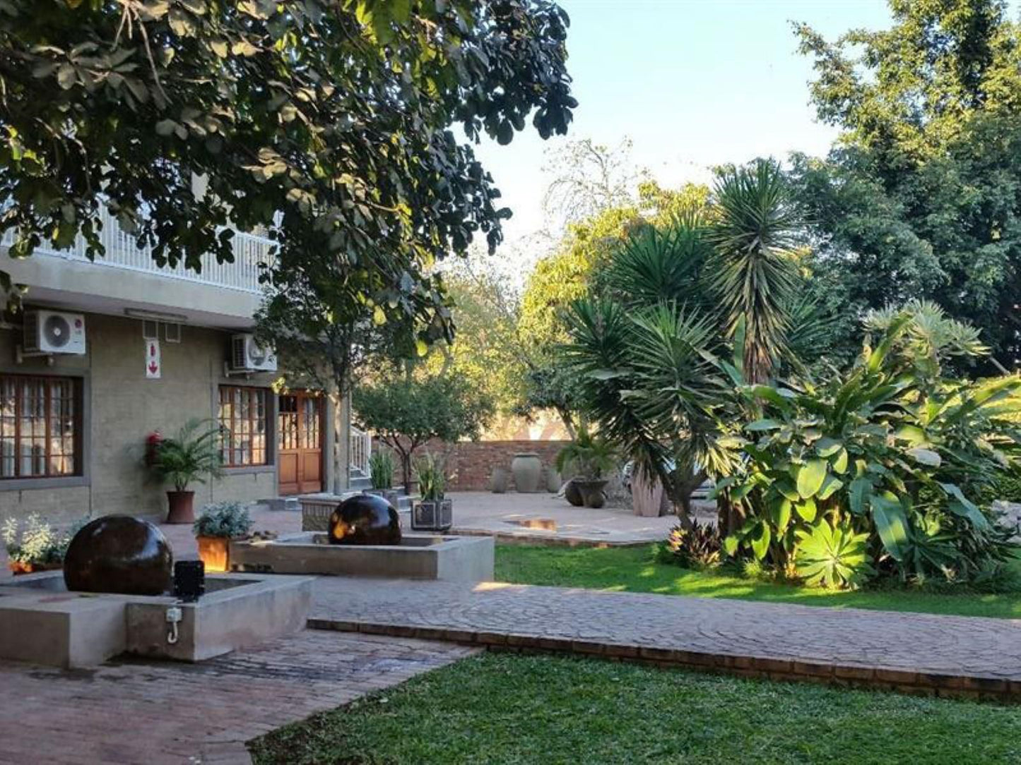 Lifestyle Guest Units Musina Messina Limpopo Province South Africa House, Building, Architecture, Palm Tree, Plant, Nature, Wood, Garden