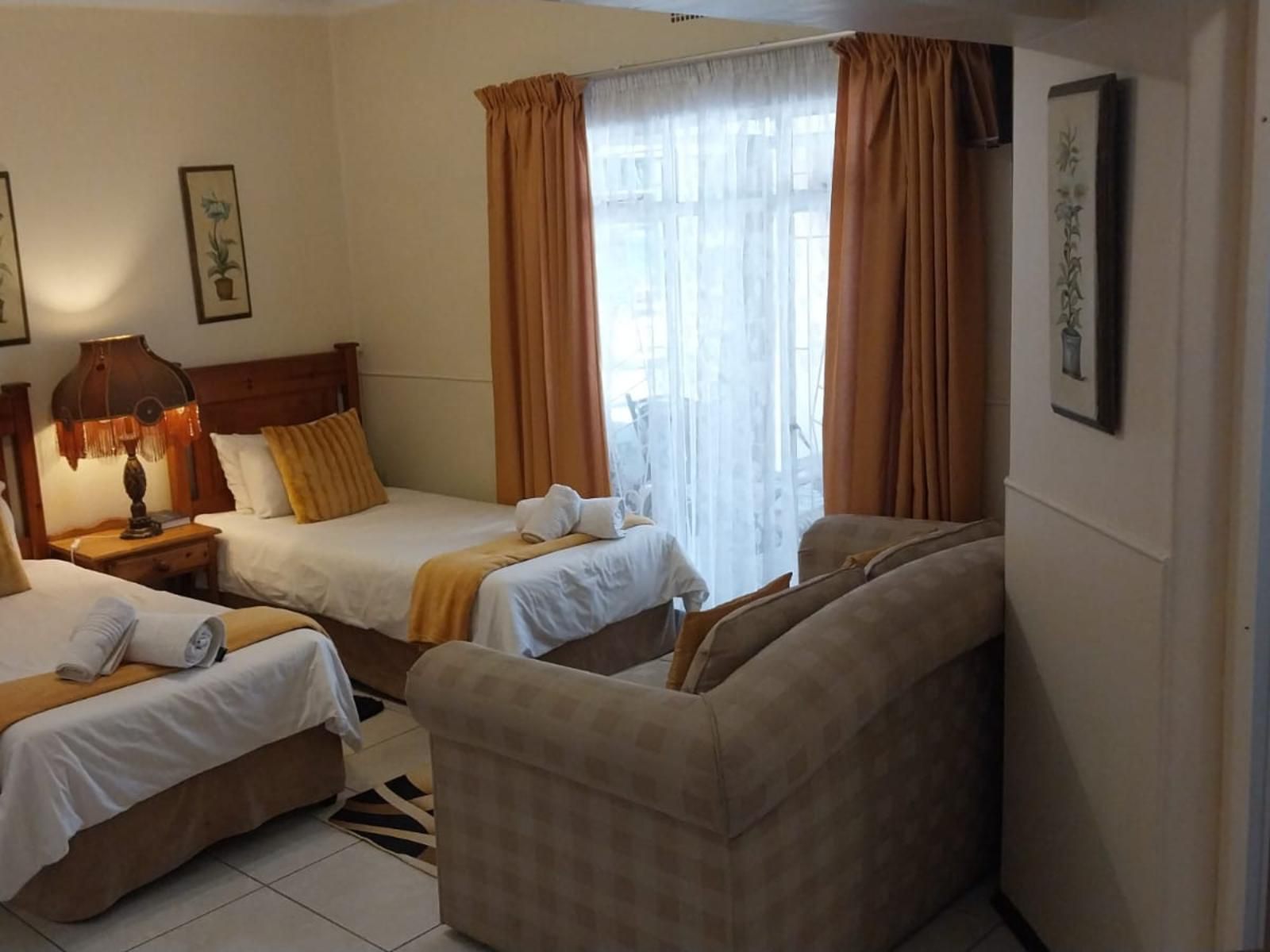 Lily Guesthouse Bayswater Bloemfontein Free State South Africa 