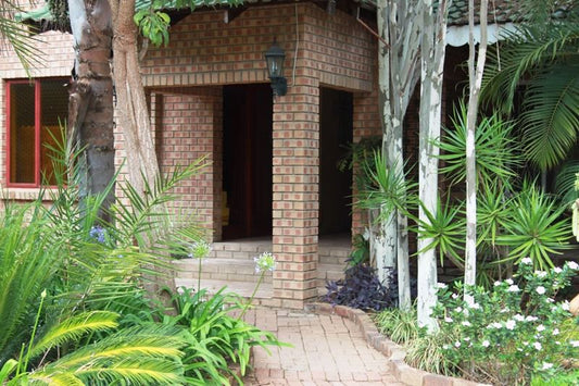 Lily Lo Guest House Polokwane Pietersburg Limpopo Province South Africa House, Building, Architecture, Plant, Nature, Garden