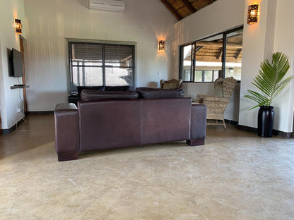 Lindanda Luxury Lodge Hoedspruit Limpopo Province South Africa Living Room