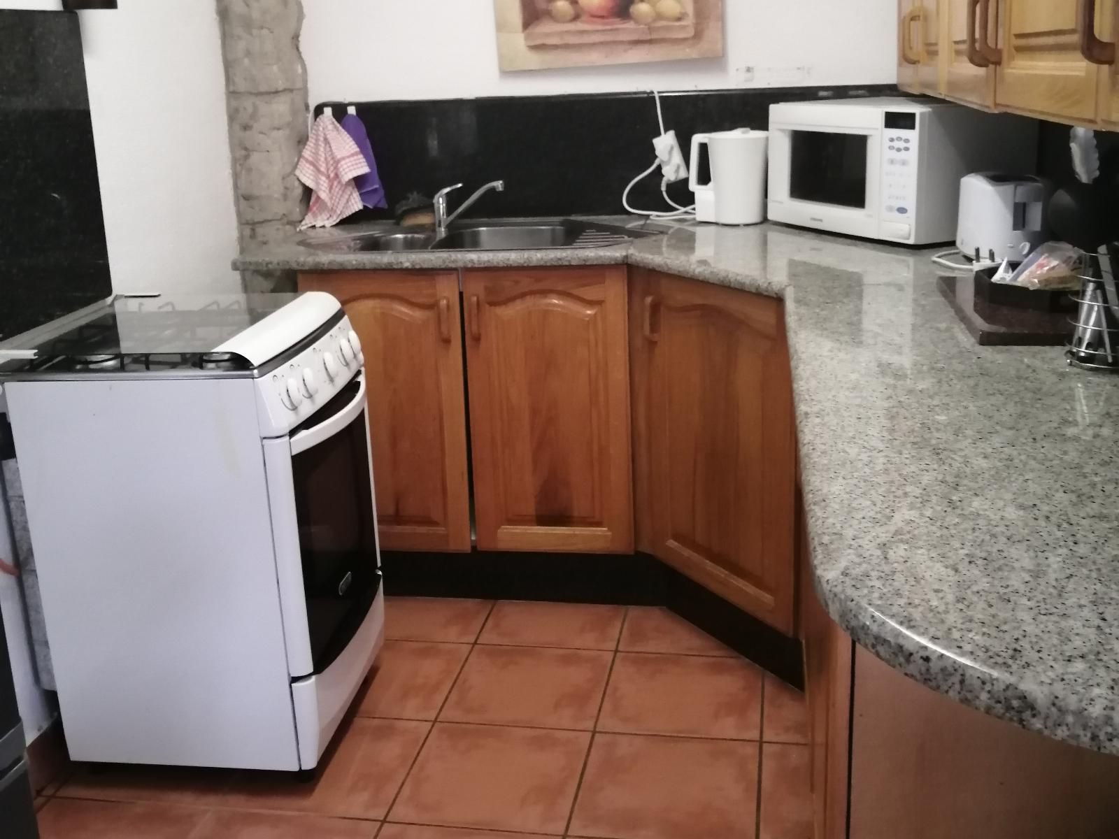 Lindleyspoort Guesthouse, Aarum Lily, Kitchen