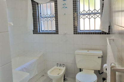Linga Longa Gordons Bay Western Cape South Africa Unsaturated, Bathroom