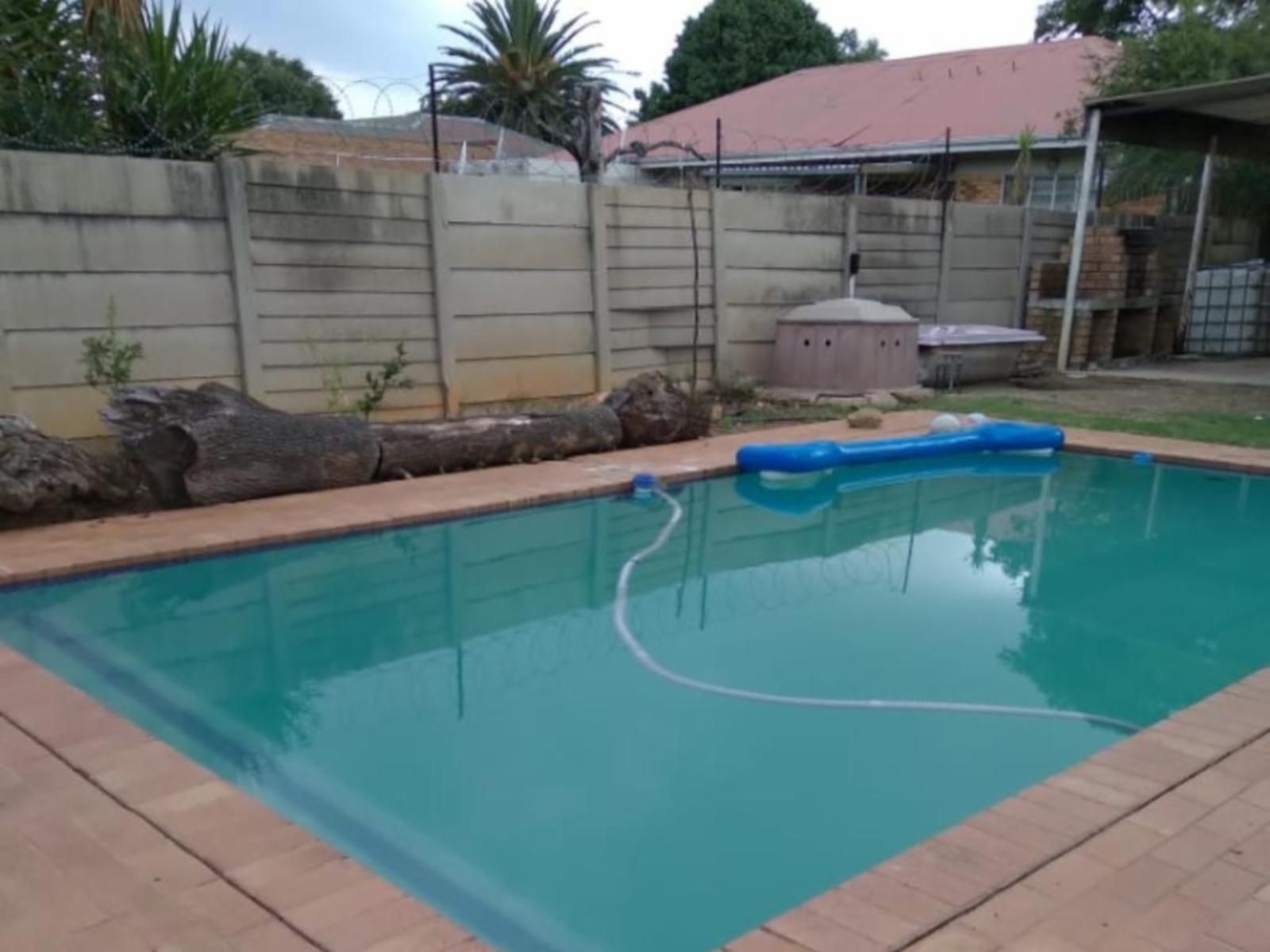 Lior Gil Accomodation Kempton Park Johannesburg Gauteng South Africa Swimming Pool