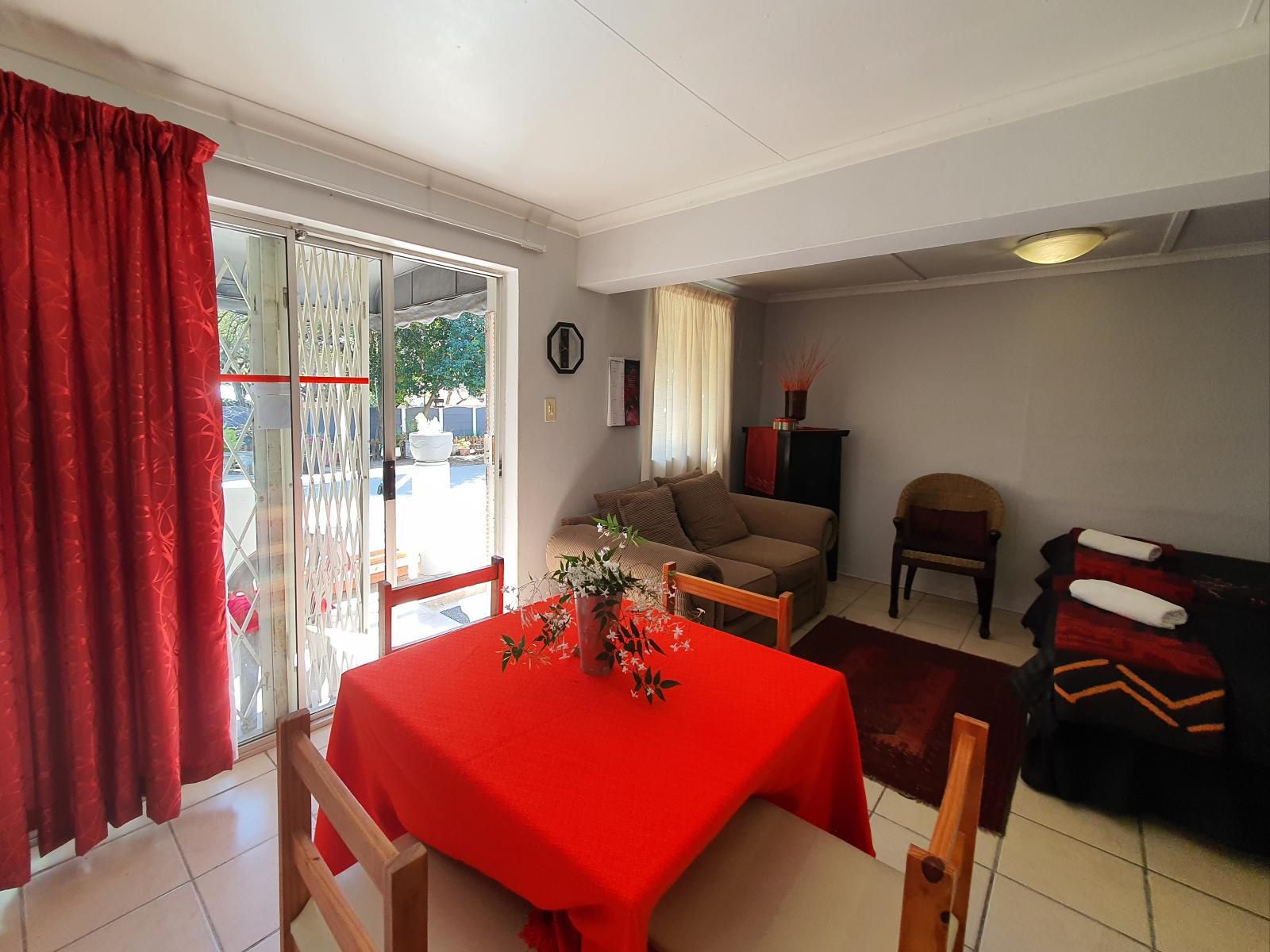 Lizbe Accommodation Waverley Bloemfontein Free State South Africa 