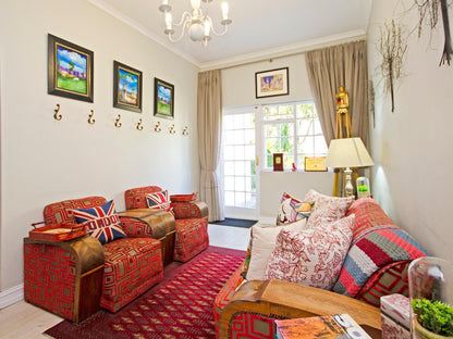 Lodge On Main Guest House & Conference Centre, Living Room