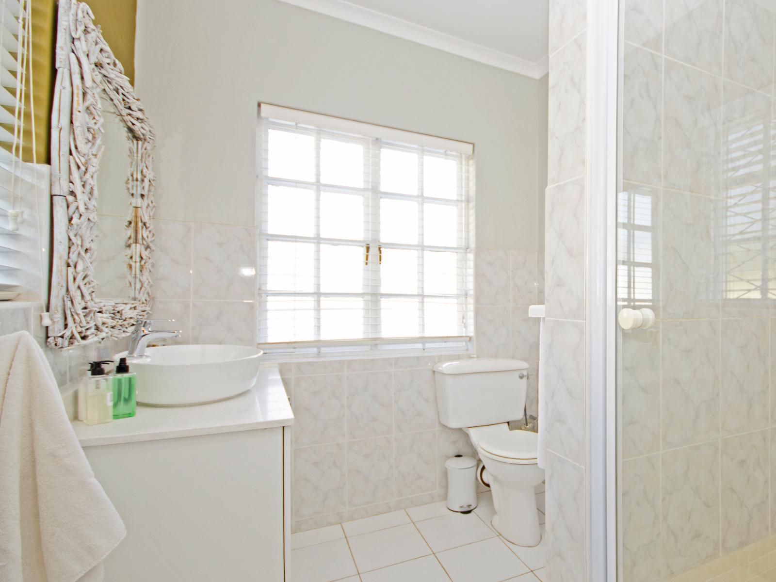 Lodge On Main Walmer Port Elizabeth Eastern Cape South Africa Unsaturated, Bathroom