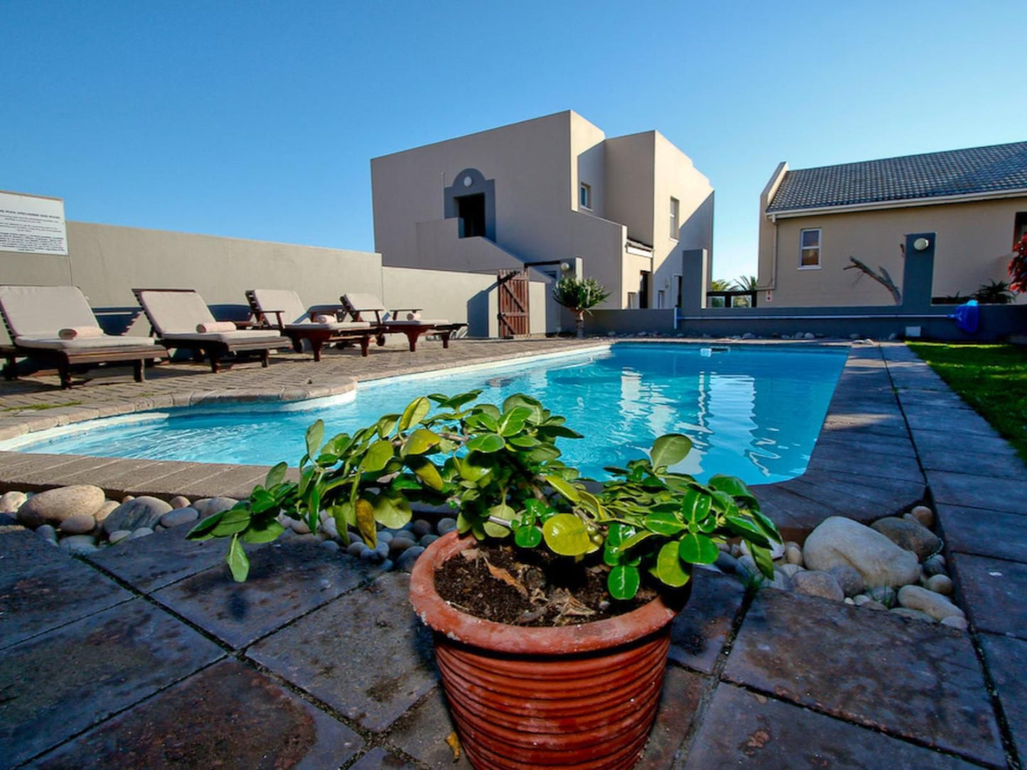 Long Beach Lodge, House, Building, Architecture, Swimming Pool