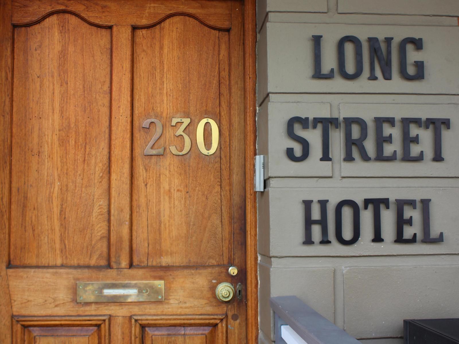 Long Street Boutique Hotel, Sign