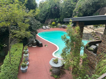 Lost Trail Guesthouse, King Fisher, House, Building, Architecture, Plant, Nature, Garden, Swimming Pool